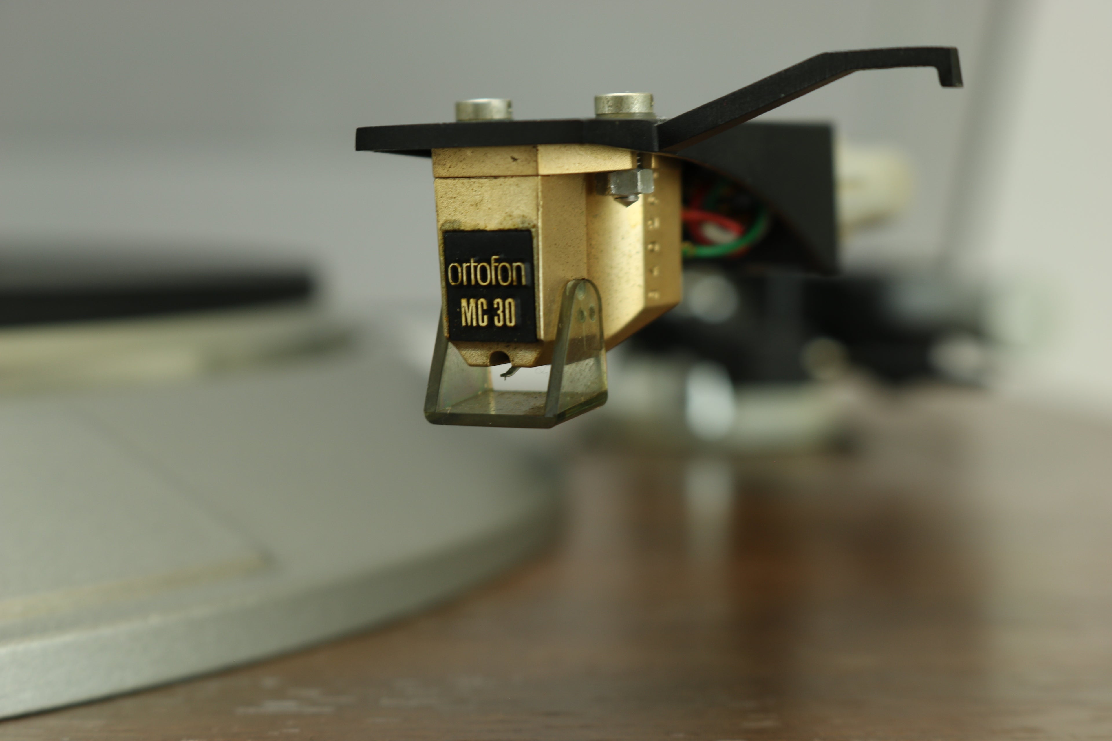 Denon DP2000 Quartz DD